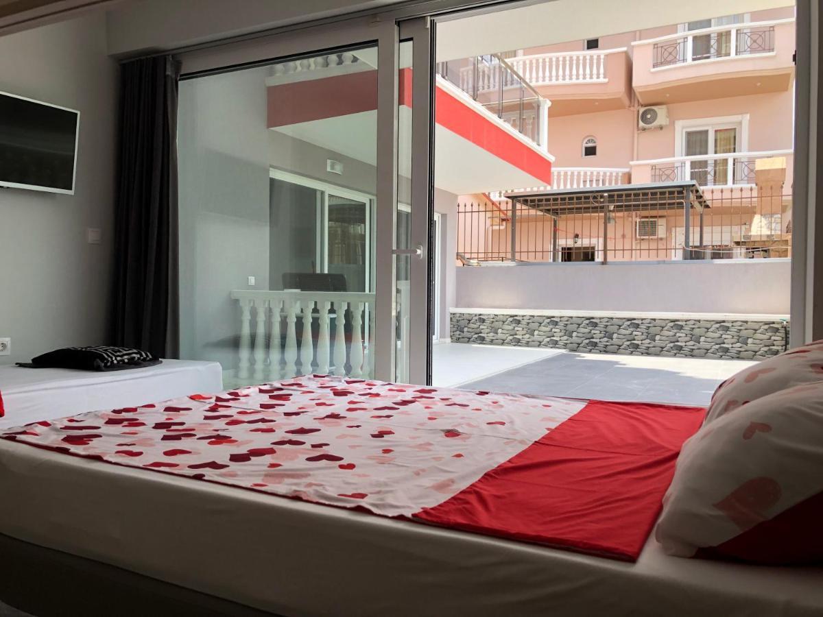 الشقق الفندقية Paralíaفي  Red Luxury Aqua المظهر الخارجي الصورة