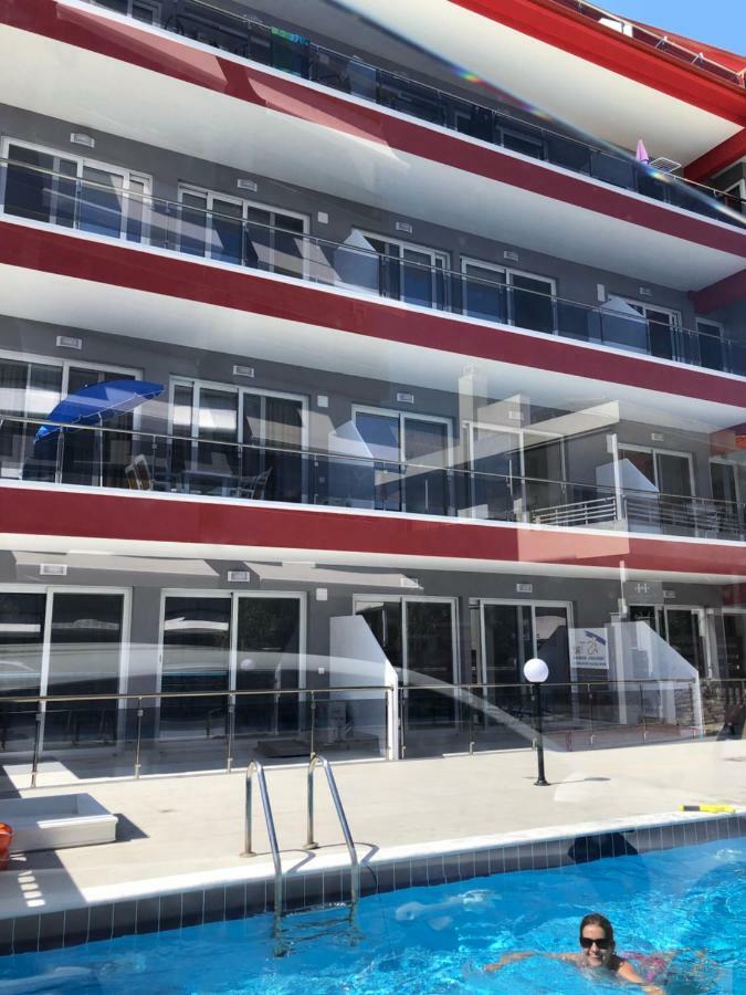 الشقق الفندقية Paralíaفي  Red Luxury Aqua المظهر الخارجي الصورة